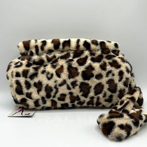 Gilda fur leopard messenger bag